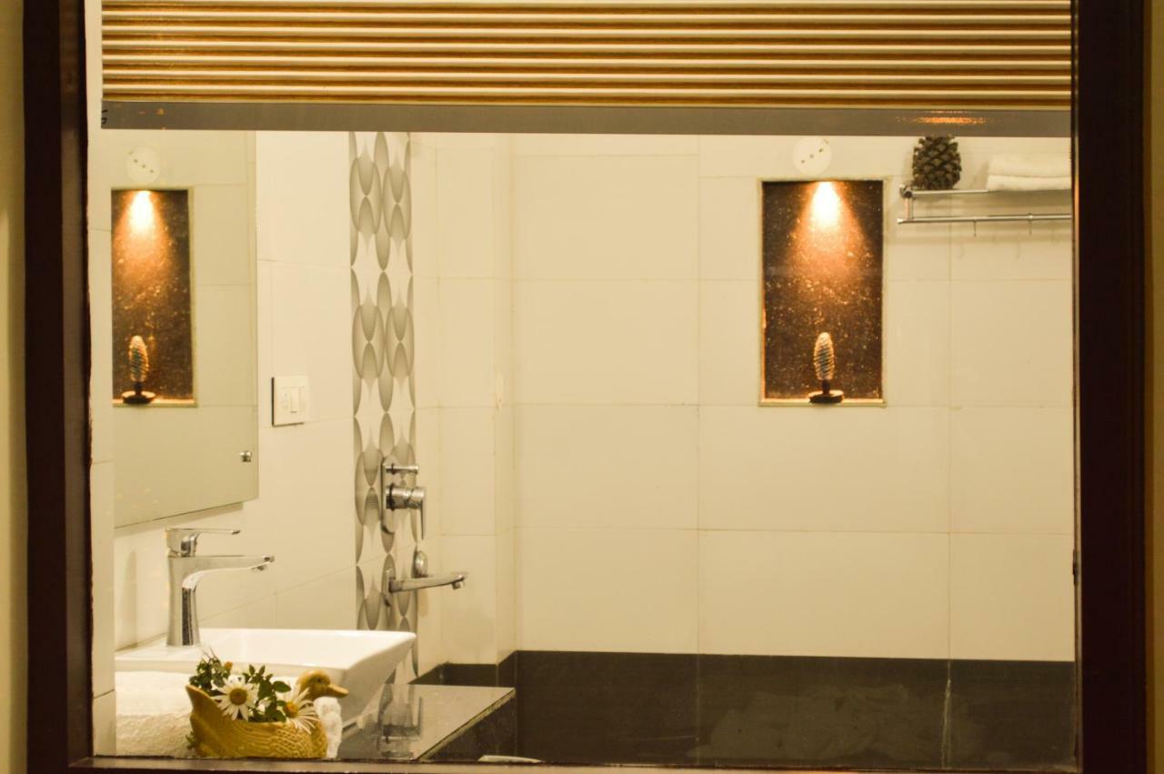 Hill House Manali -A Home In Mountains Екстериор снимка